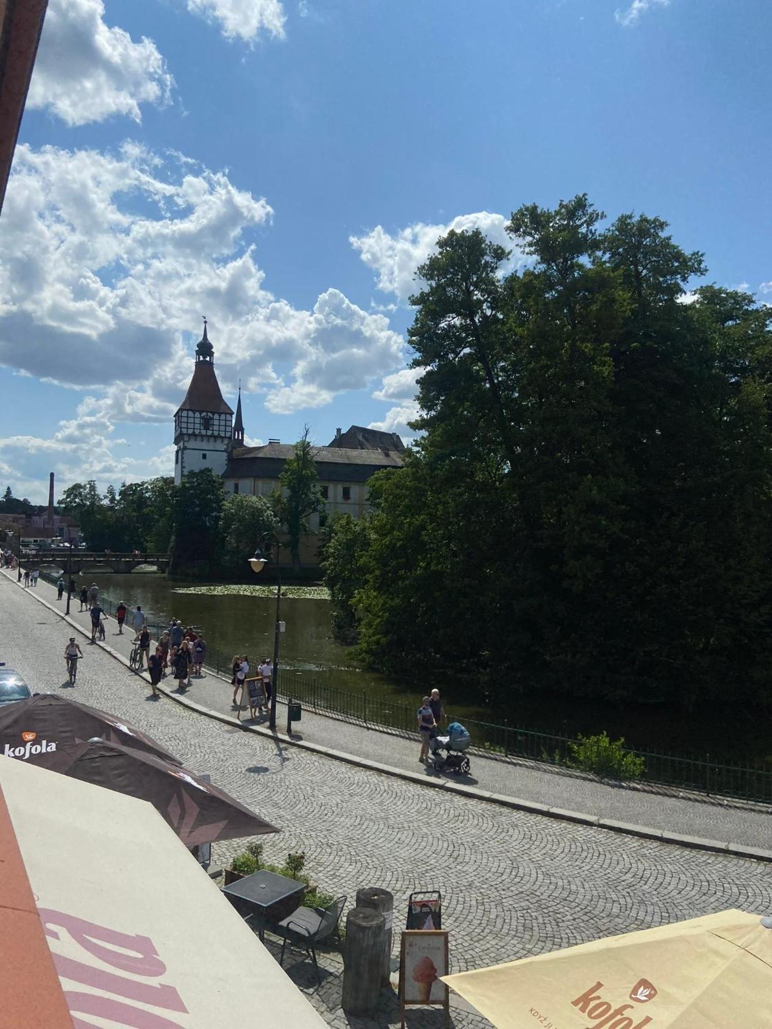 Apartmany V Podzamci V Blizkosti Zamku Blatná Dış mekan fotoğraf